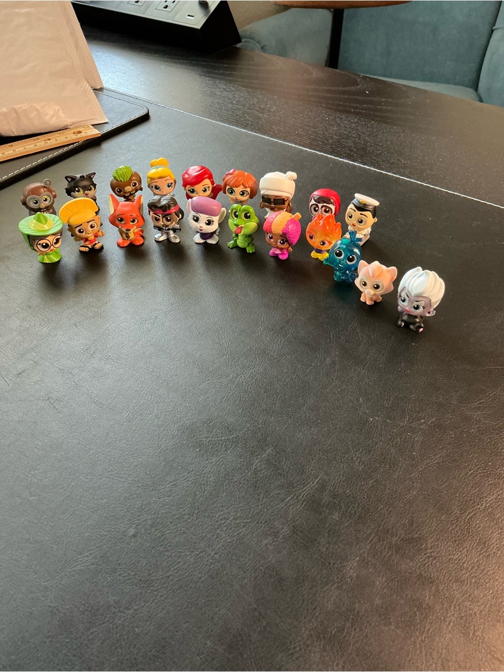Disney Doorables Mixed Lot of 20